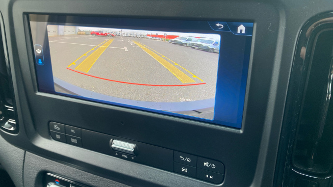 Mercedes-Benz Vito EL2 Electric Fwd 85kW 66kWh Pro Van Auto - Image 2